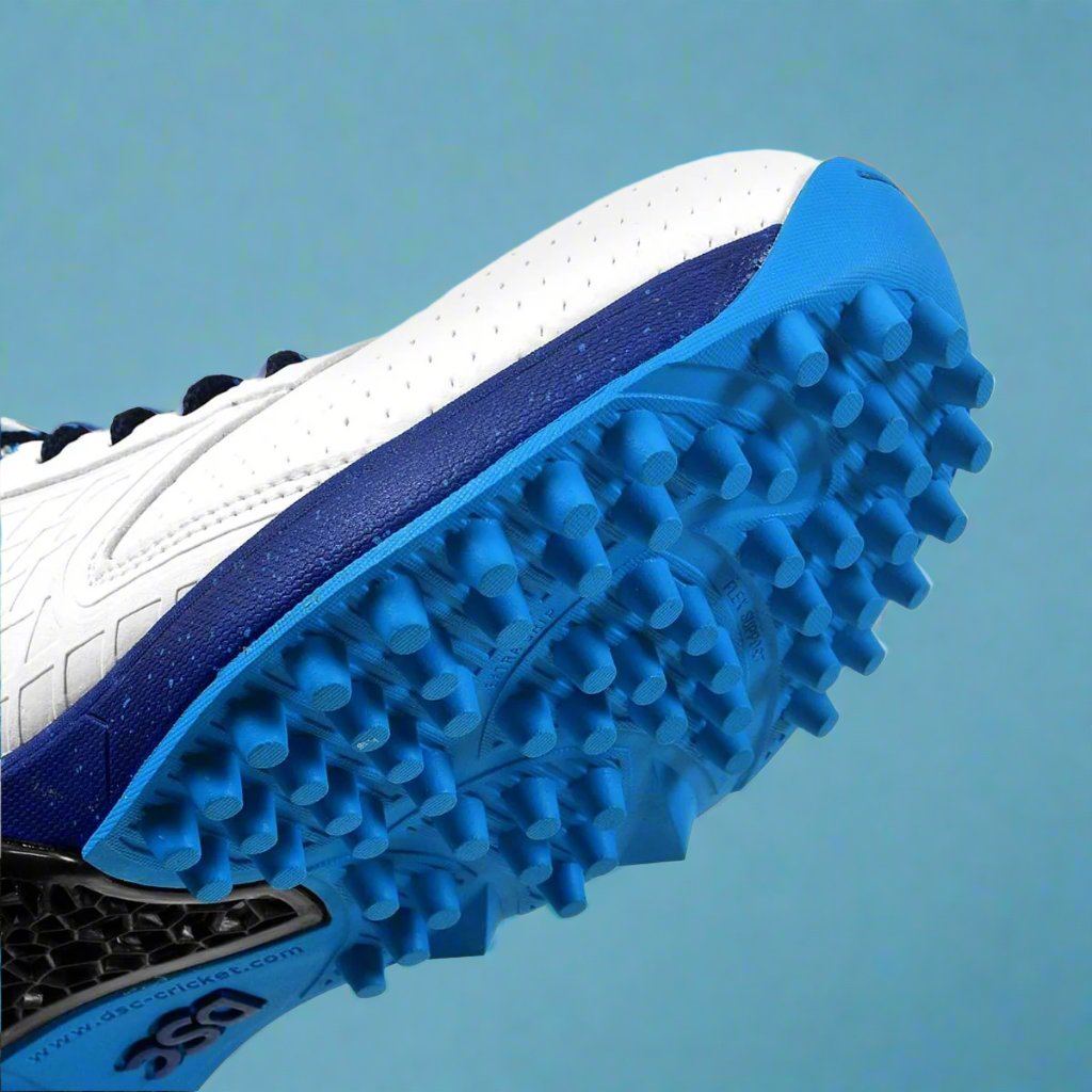 DSC Jaffa 22 Cricket Shoes