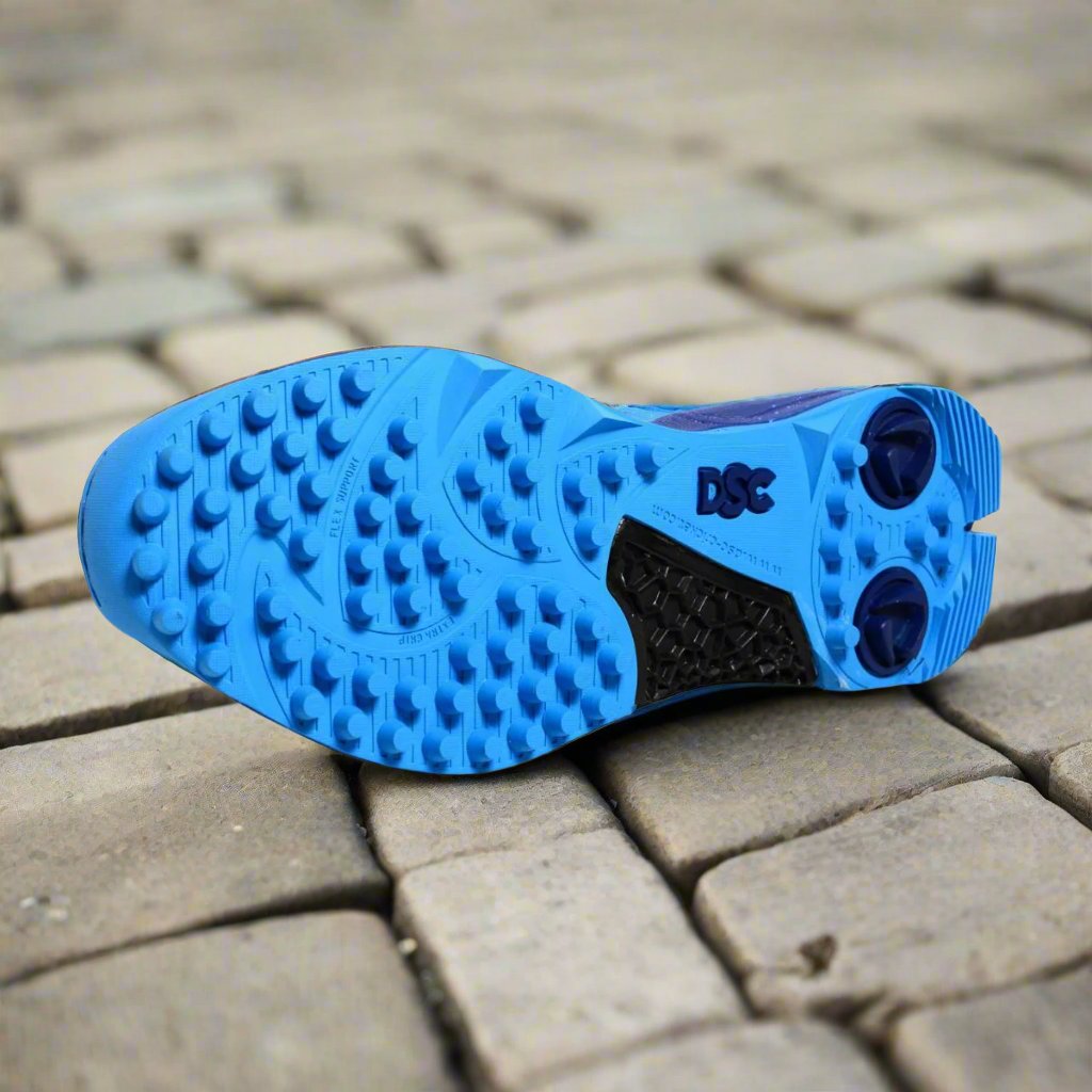 DSC Jaffa 22 Cricket Shoes